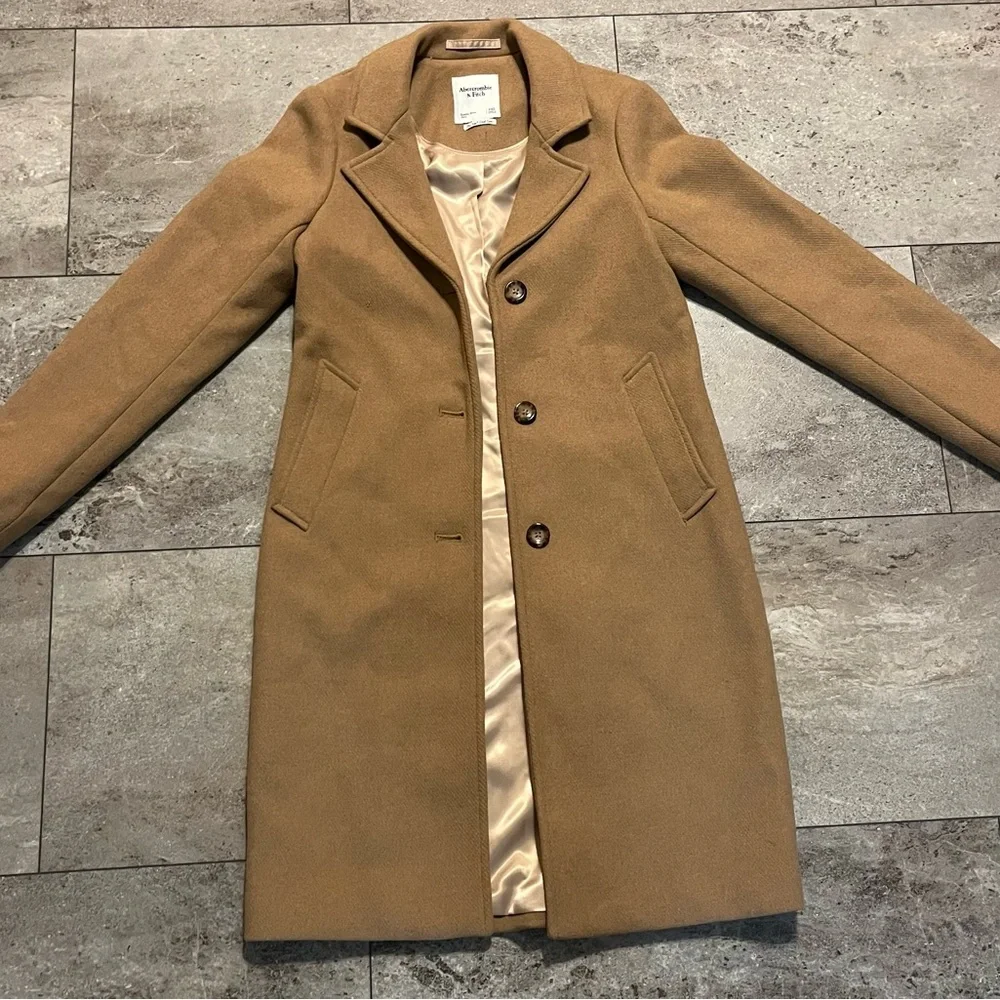 SOLD - Abercrombie & Fitch Tan Wool Coat - Picture 2 of 3